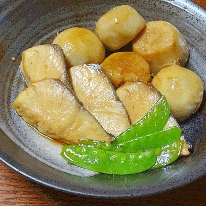 フライパンが簡単♪　「ヒラマサと里芋の照り煮」